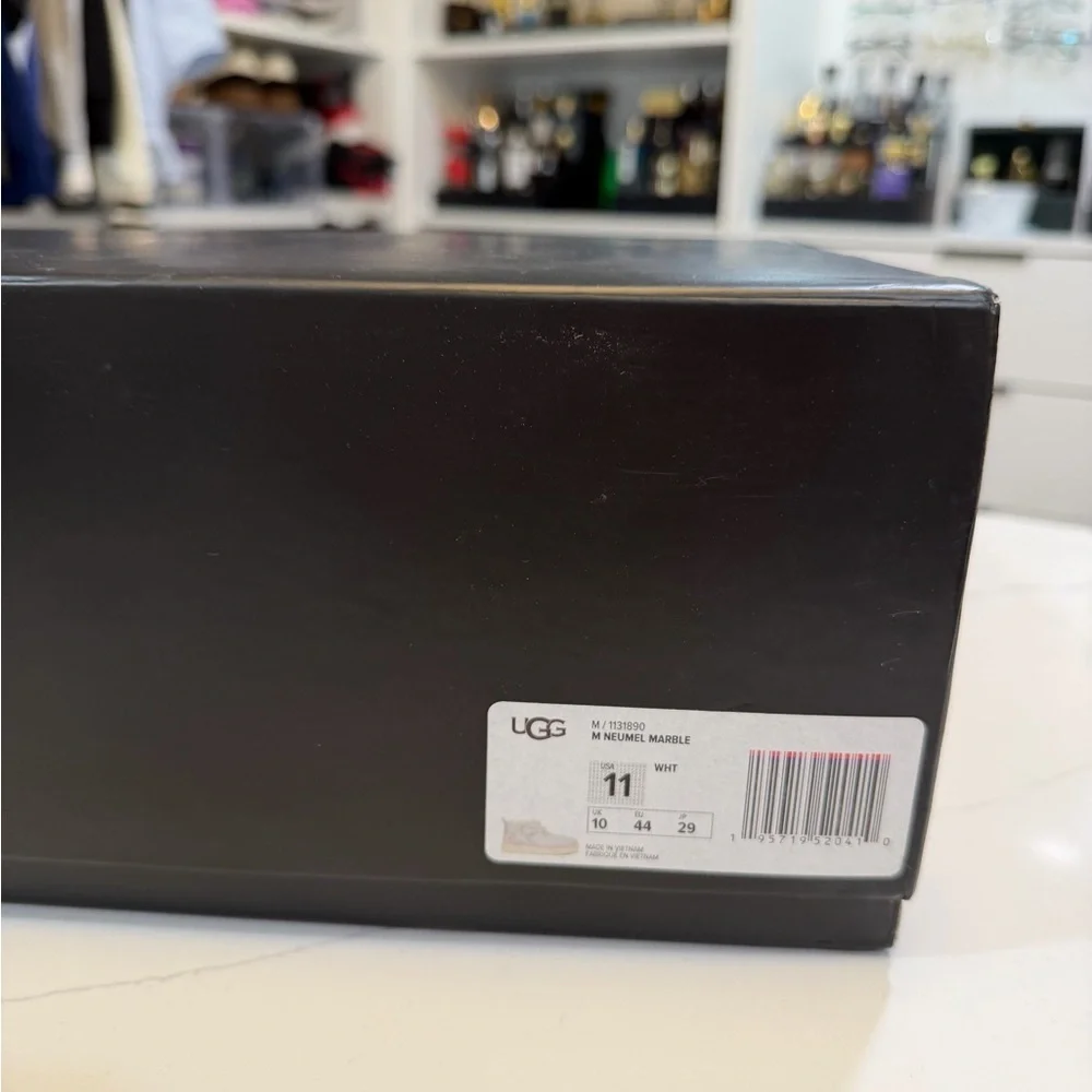 UGG elegant boots